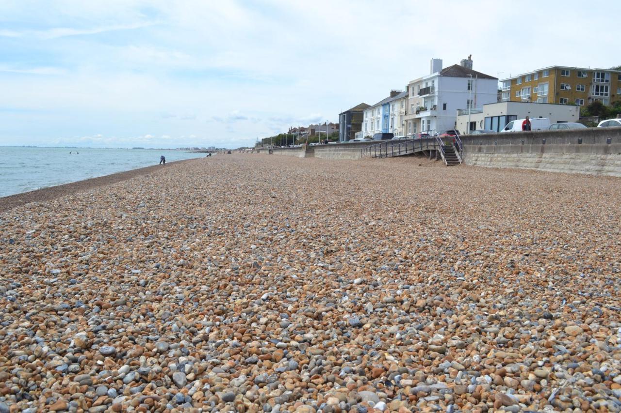 Fairlight View Apartment Folkestone Exterior foto